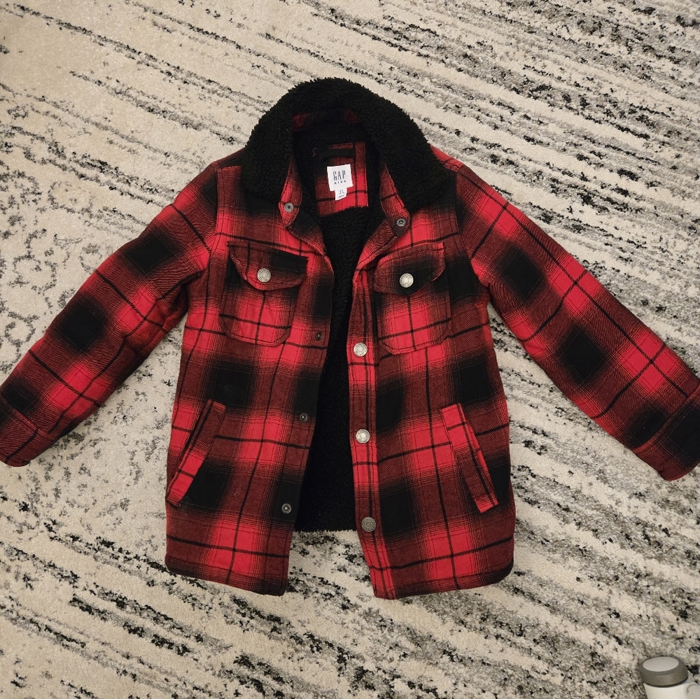 Gap kids red black plaid shacket